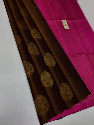 Designer Jacquard Saree on Soft Lichi Silk with Contrast Border Blouse SA925-1108