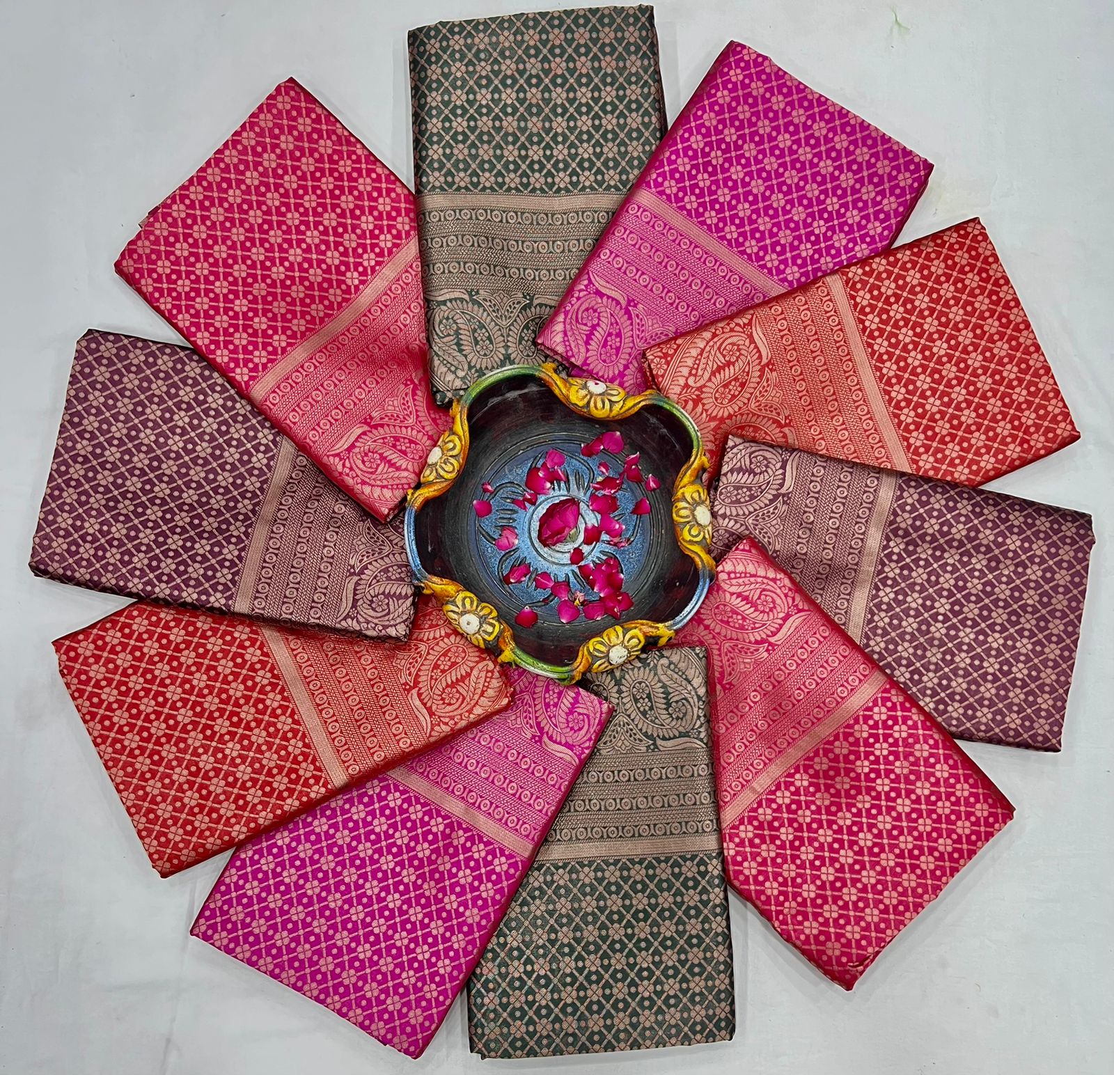 Soft Shine Bright in Silk & Jacquard Saree SA925-1098