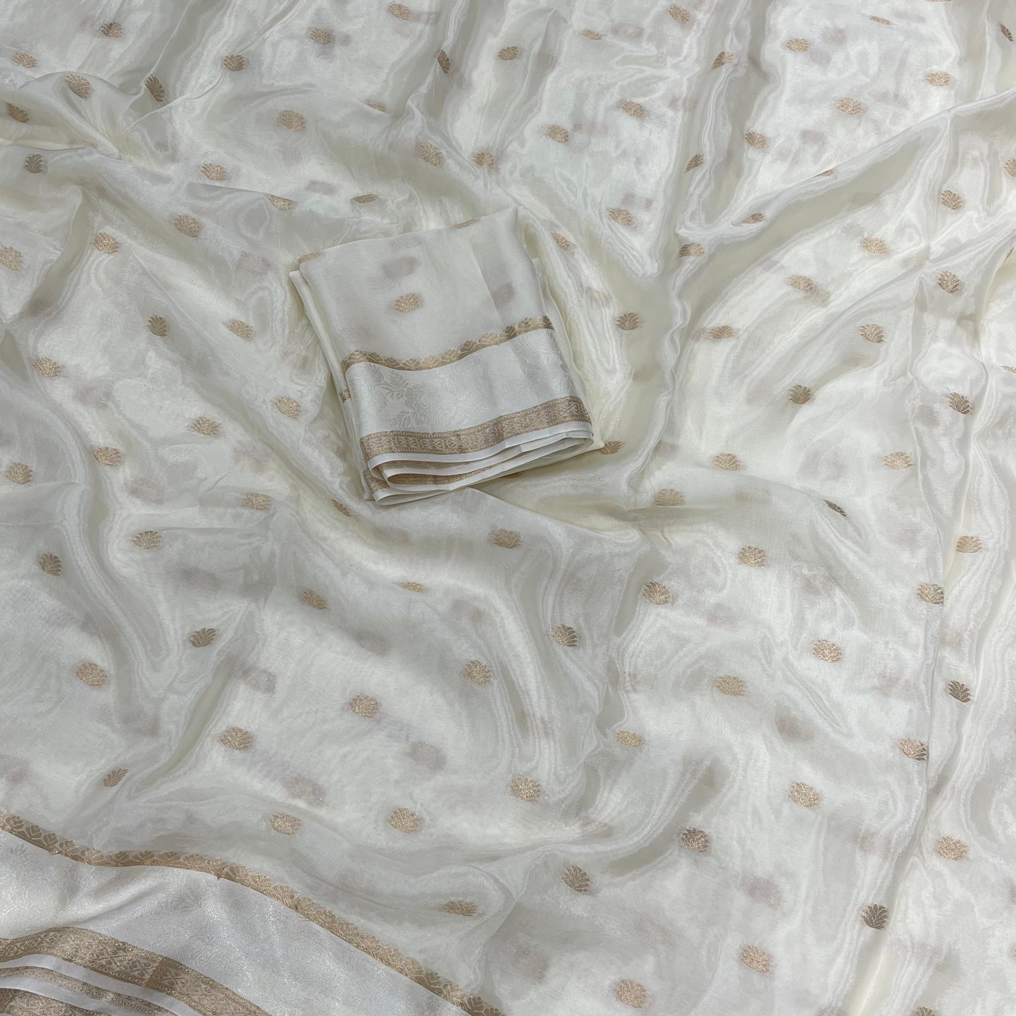 Onam Special Pure viscose Mysore crepe silk with jacquard butti SA825-956