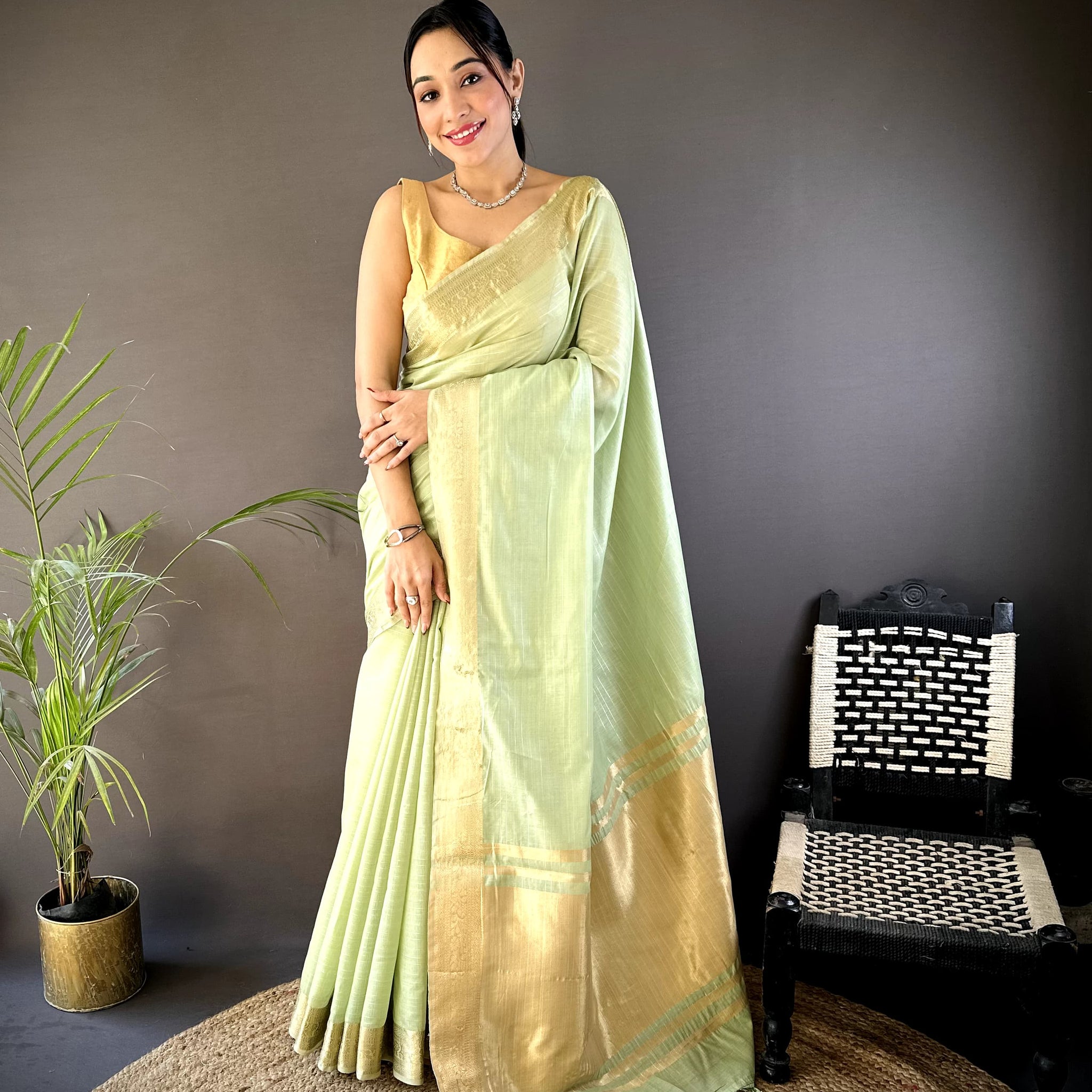 Celebrate Onam – Elegant Cotton Saree with Zari Checks & Rich Lagadi Zari Pallu SA825-970