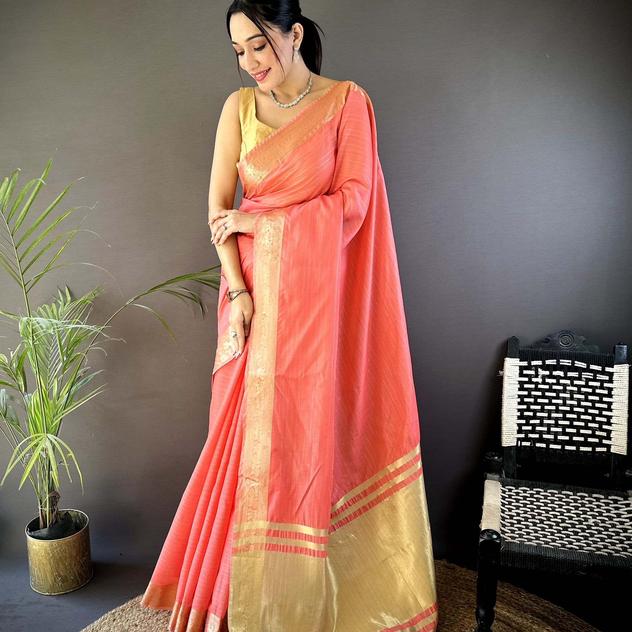 Celebrate Onam – Elegant Cotton Saree with Zari Checks & Rich Lagadi Zari Pallu SA825-966