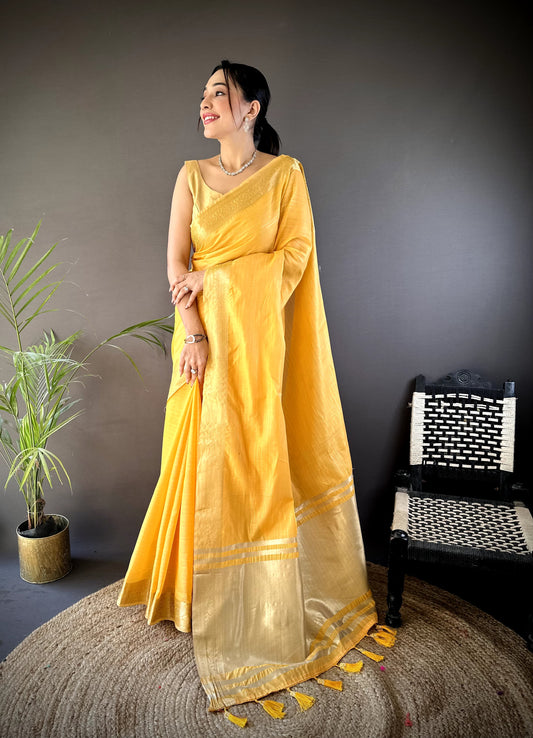 Celebrate Onam – Elegant Cotton Saree with Zari Checks & Rich Lagadi Zari Pallu SA825-967