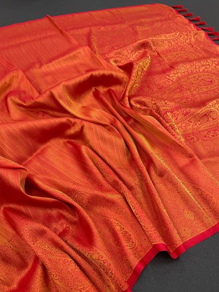 Wedding Season Silk weaving Saree with Kubera Pattu
