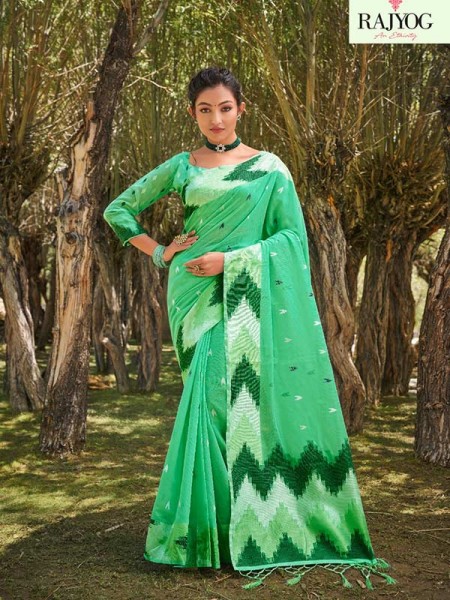 New Designer Green Colour  Soft Cotton With Designer Ikkat Pattern Border & Pallu Saree