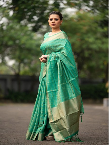 Stunning Look Banarasi Silk Tanchoi Saree with self weaving allover