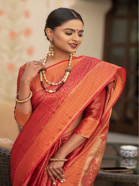 Gorgeous Style Kanchipuram Silk Saree with Rich Fancy Pallu & matching blouse piece