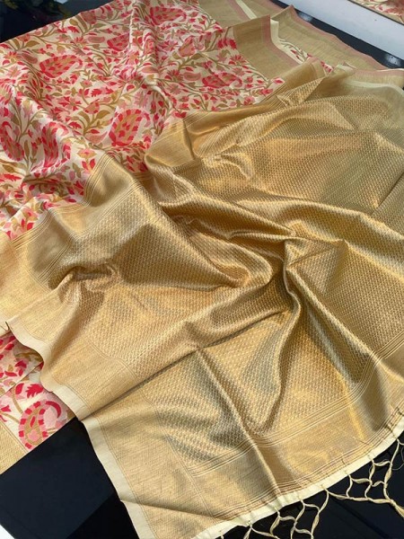 Stunning Look Multi Color Silk Saree with Elegant Pallu