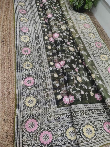 Organza printed Saree with Kashmiri Thread work with piping on Border