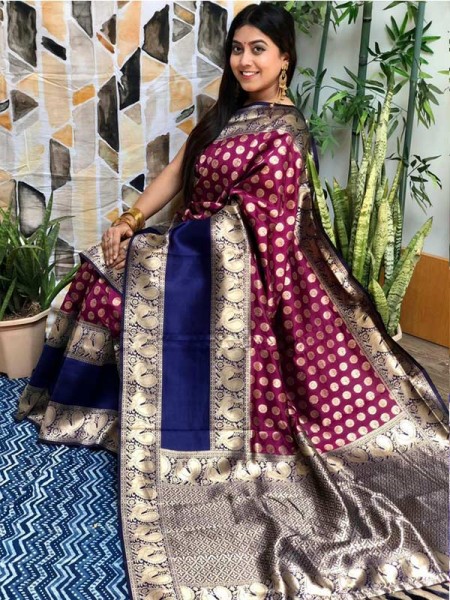 Attractive Look Rich And Premium Quality  Kanchipuram Silk Saree