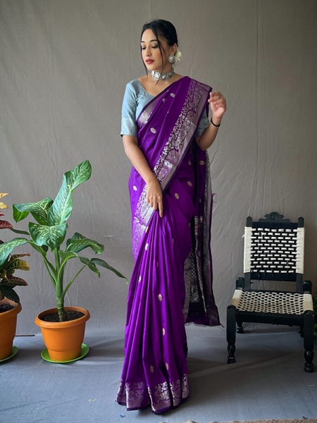 Embellished Designer Softy Silk Weaving Saree with Rich Pallu & attractive Border