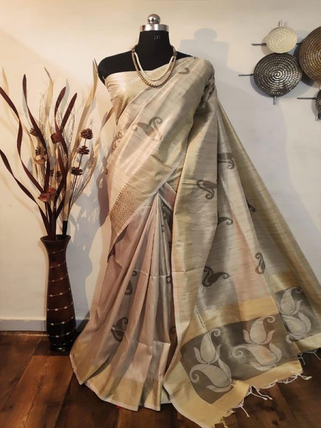 New Eye Catcher Mulberry Silk weaving Saree with zari woven butta