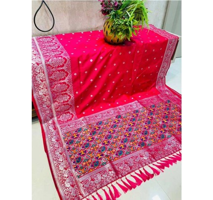 Stunning Look Pink Soft Lichi Silk weaving Saree with beautiful Pallu
