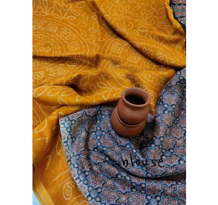 Beautiful Silk Linen Feel Saree And Weaving Jari Border