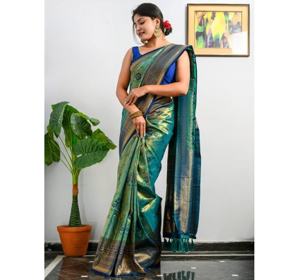 Stylish Kanjeevaram Silk Saree with Softy Big Border & Gold Zari Motifs
