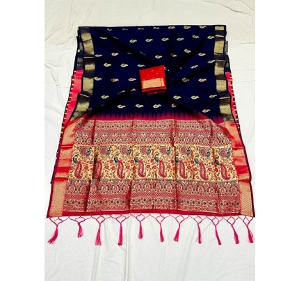 Superb Trending Blue Silk weaving Saree with beautiful RIch Pallu