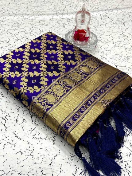 Elegance Look Banarsi Silk weaving Saree with beautiful Tassel