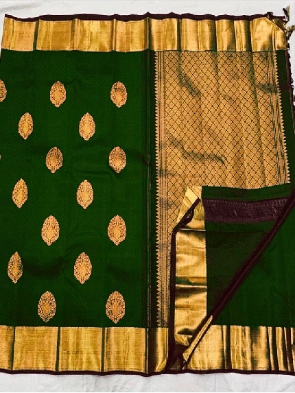 Stunning Green color Lichi Silk weaving Jacquard Saree