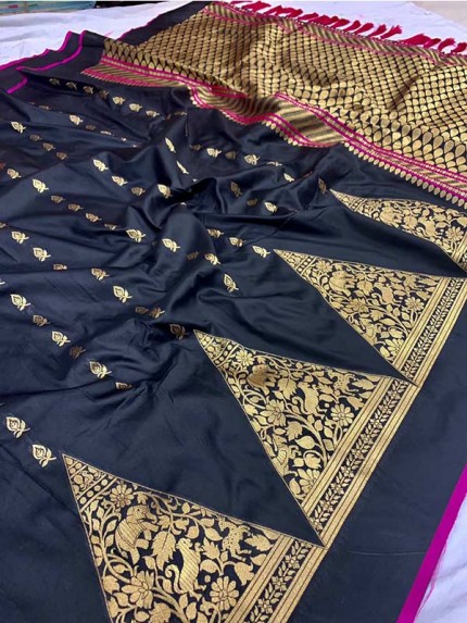 Rich Look Black Colour Soft Silk Designer Saree 