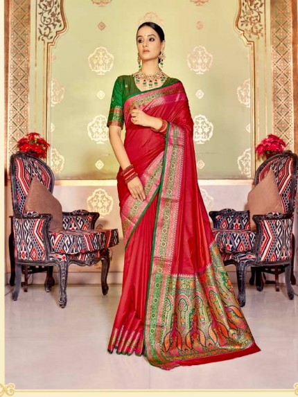 Traditional Wear Soft Banarasi Plain silk with Rich Designer Pallu & Contrast Blouse