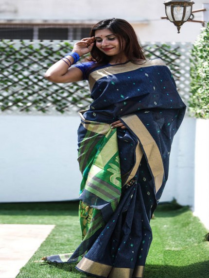Linen Silk Jamdani Saree with premium zari pallu & AllOver Butti weaves