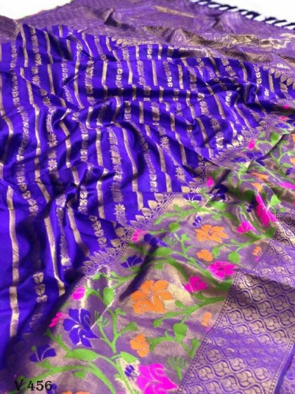 Wedding Look Purple color Pure Jacquard Fabrics With Resham Zari Work Saree