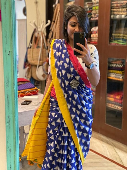 Finnest Selfie Look Soft Linen Printed Saree with Blouse