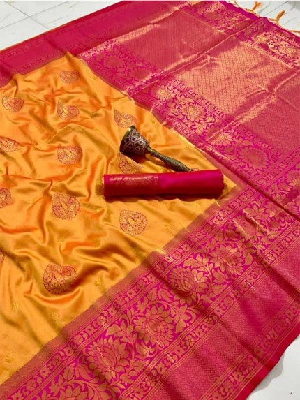  Soft Silk With Gold Zari And Reach Pallu Big Border Blouse-plain  Contrast Zari Border